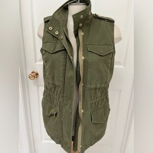 Vero Moda Cargo Utility Vest women’s medium